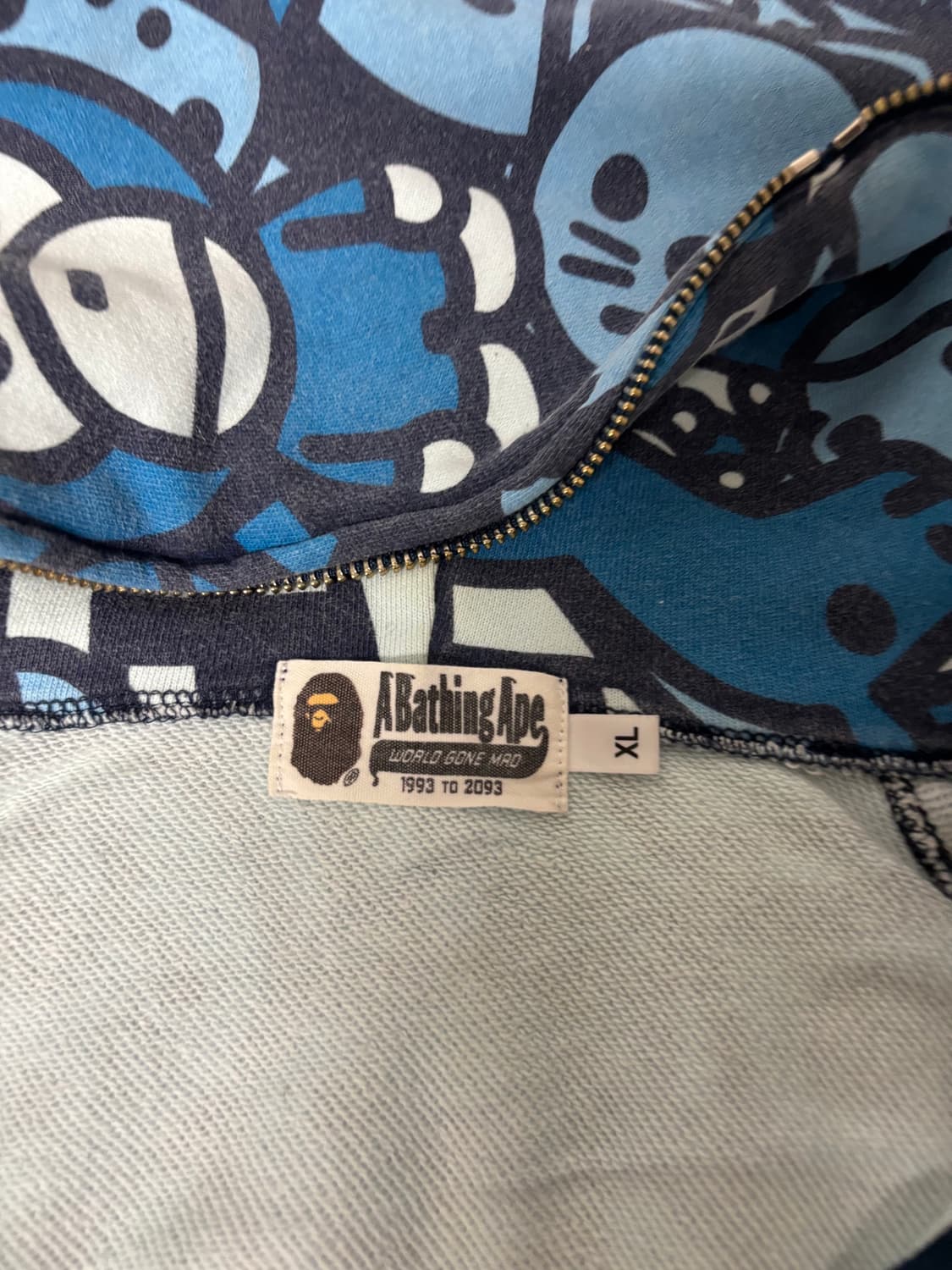 베이프 집업 상품이미지2