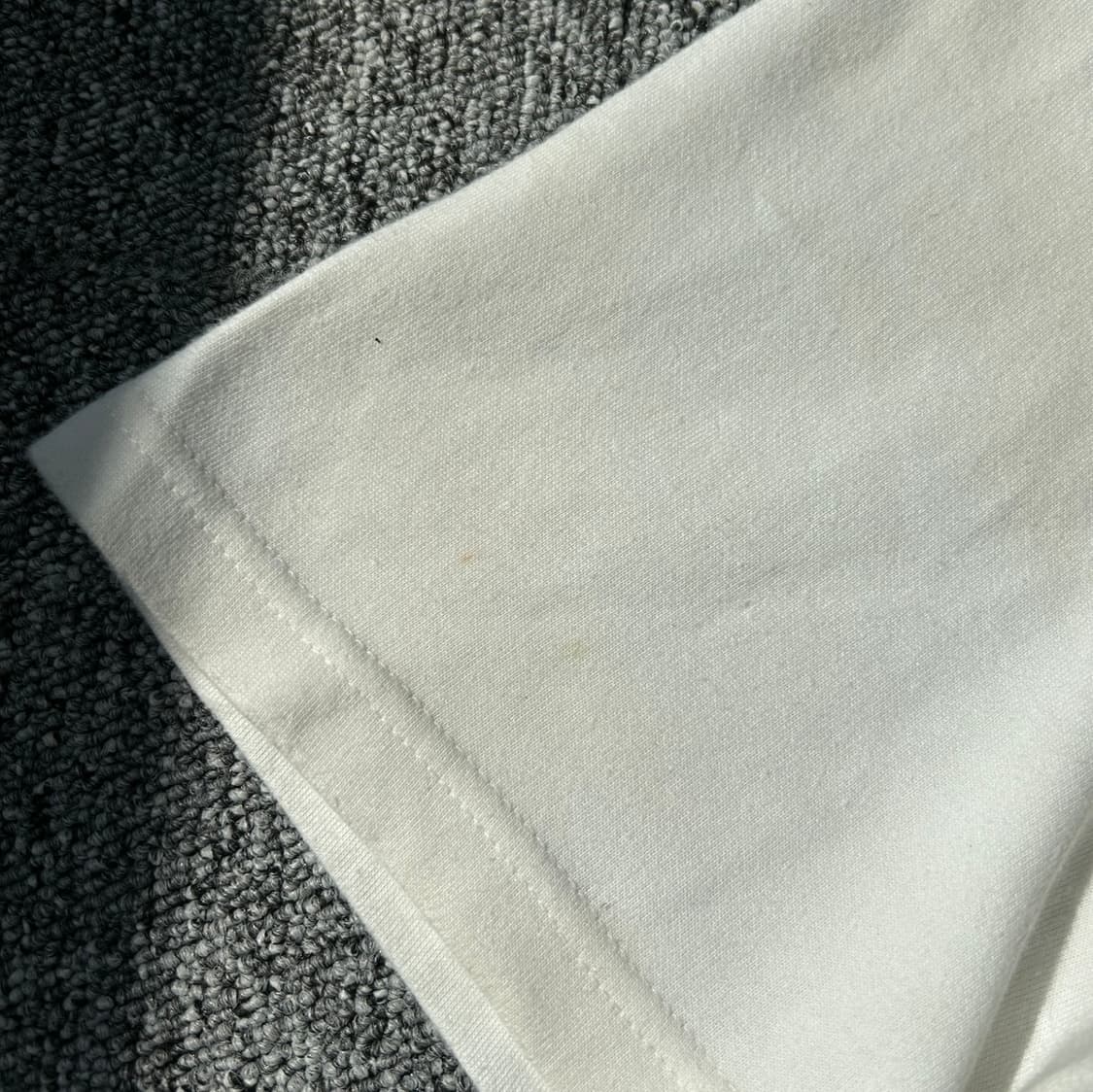 아이앱스튜디오 화이트 반팔티  상품이미지8