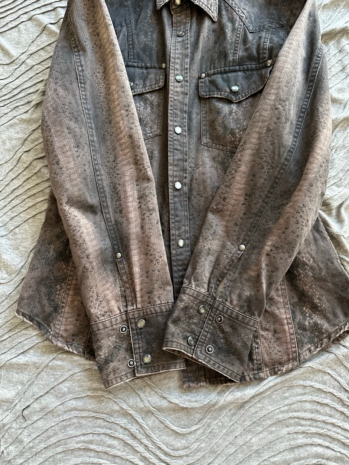 “5351  pour less hommes” python shirts 상품이미지6