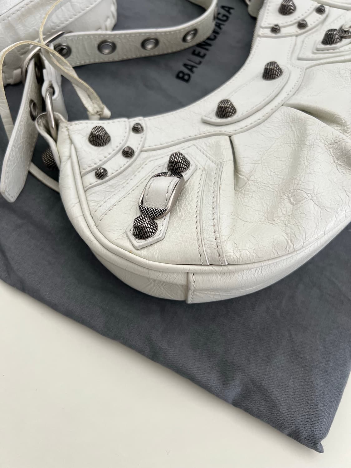 발렌시아가 르카골 xs 화이트  상품이미지2