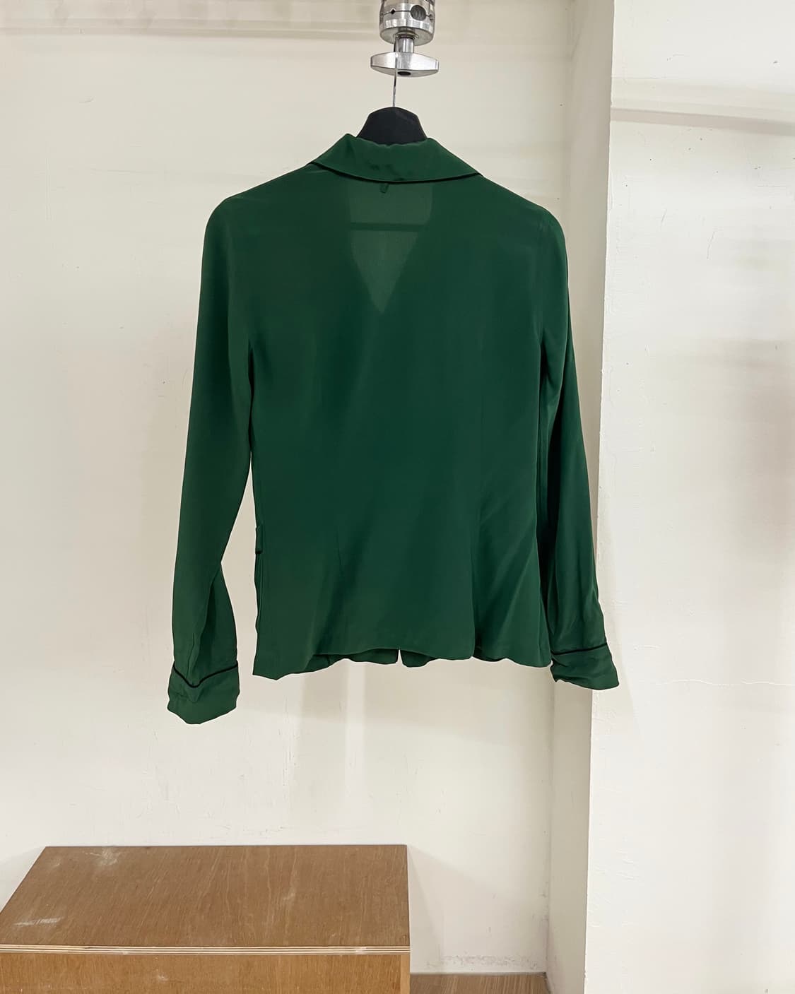 프라다 그린 실크 파자마 버튼 업 블라우스 상품이미지6