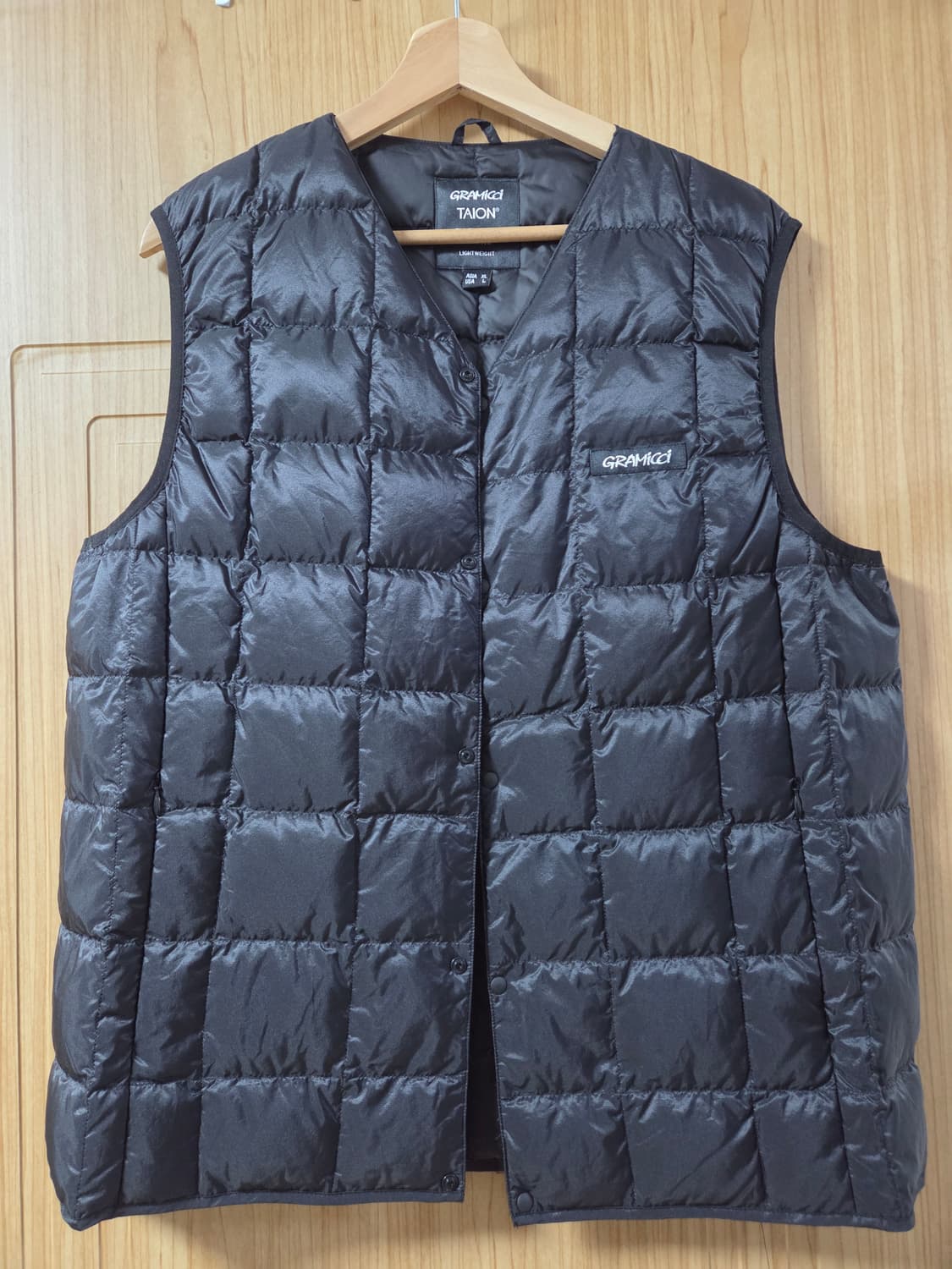 [XL] 그라미치 x 타이온 경량 패딩 베스트 블랙 상품이미지2