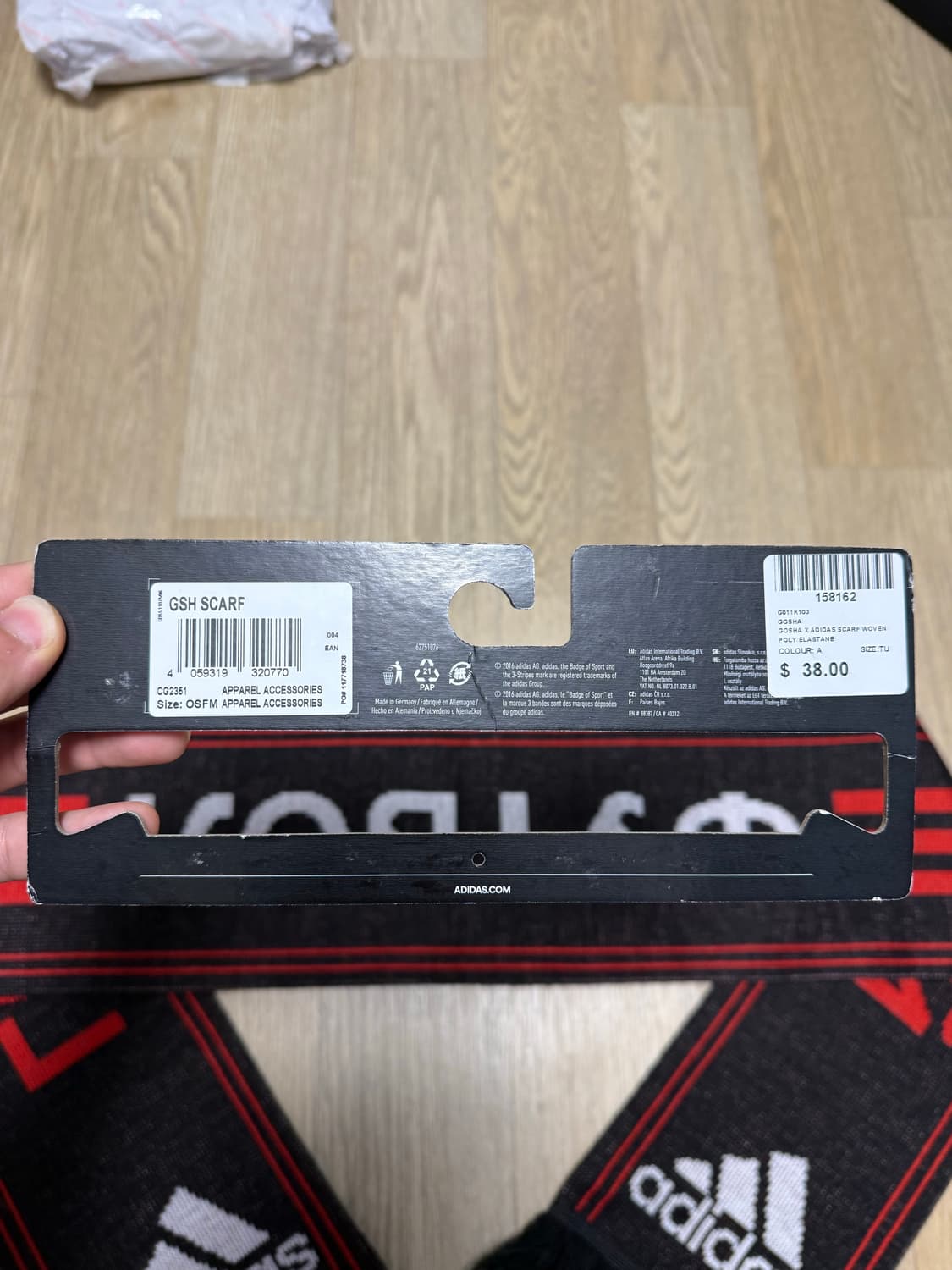 고샤 루브친스키x아디다스 머플러 스카프 상품이미지4