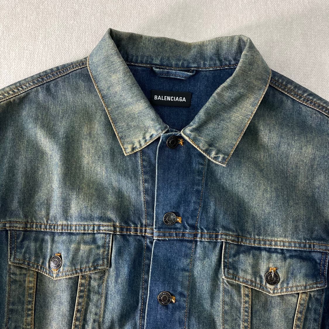 100 발렌시아가 2018 데님 자수 청자켓 상품이미지3