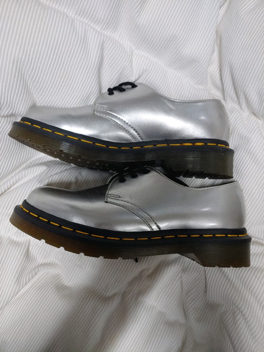 닥터마틴 실버 여성 구두 eu37 상품이미지3