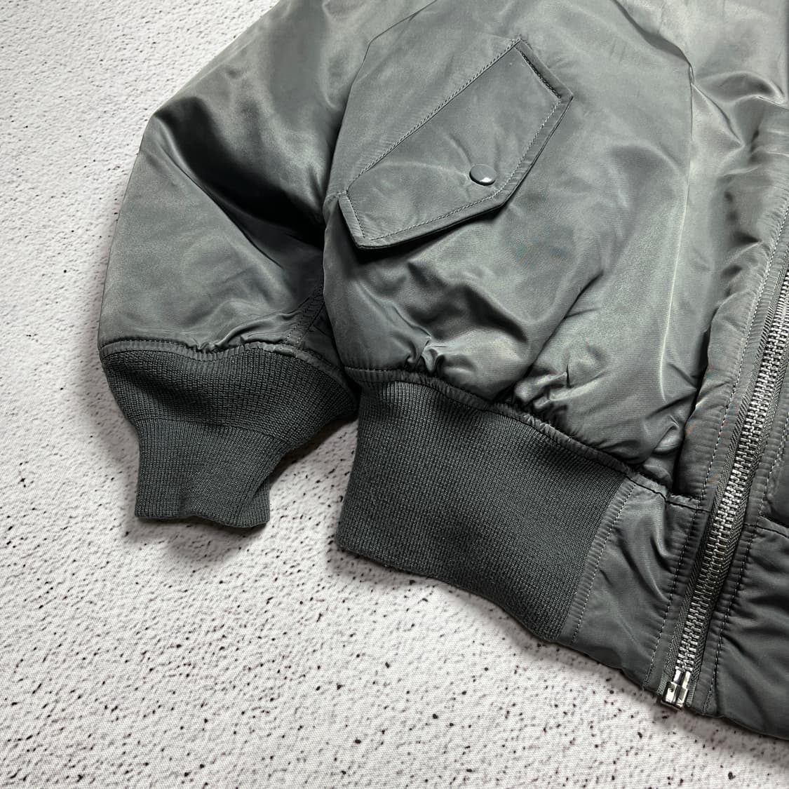 Alpha Industries MA-1 Flight Jacket 상품이미지4