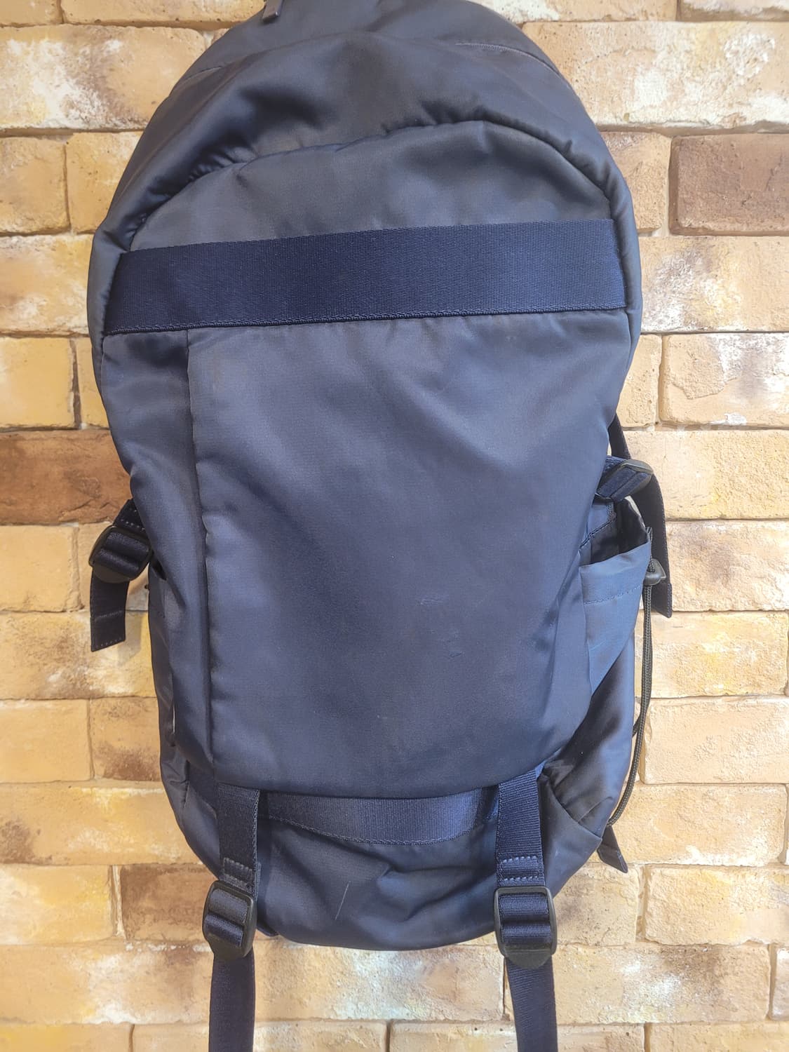 만다리나덕 네이비 백팩 상품이미지1