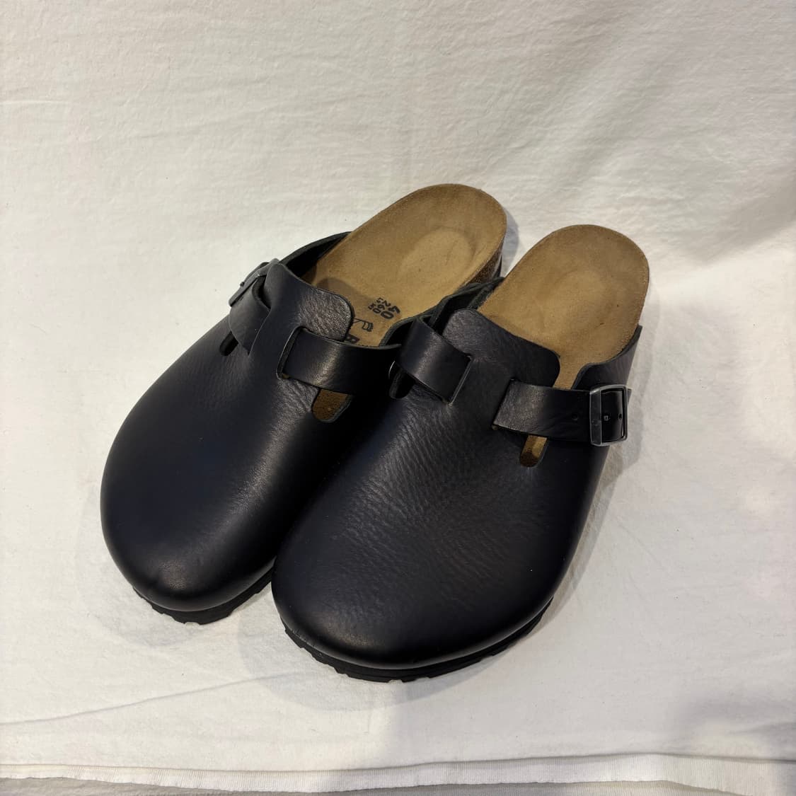 버켄스탁 보스턴 레더 슬리퍼 상품이미지1