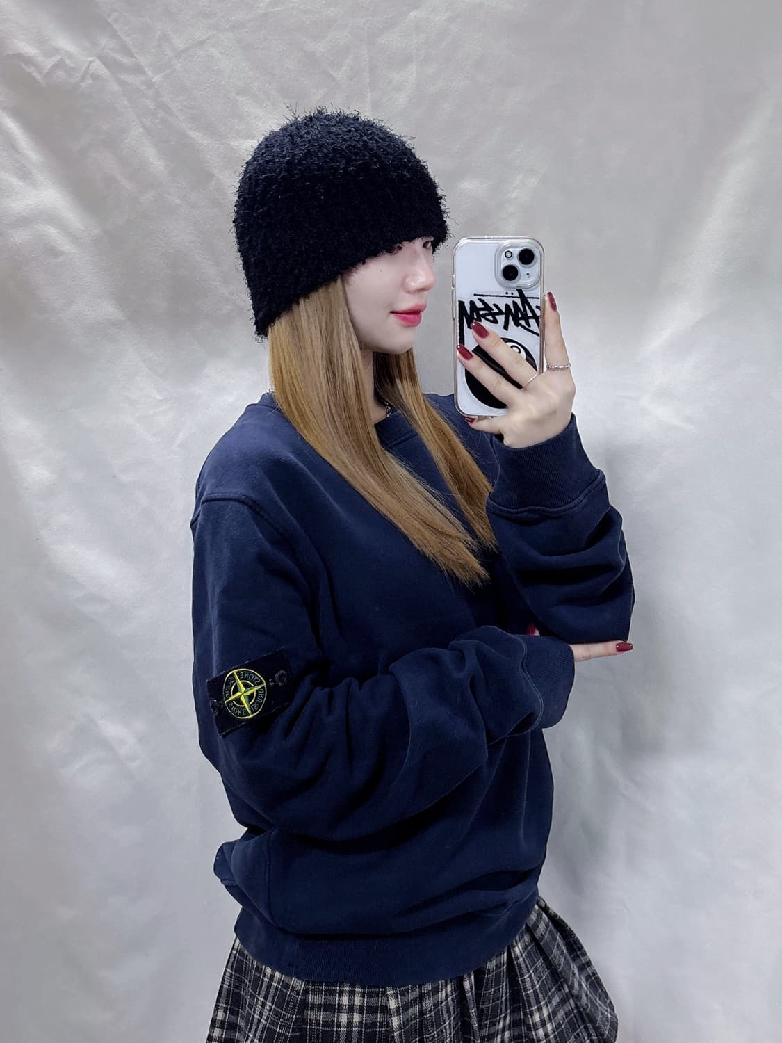 스톤아일랜드 신형 다크네이비 와펜 맨투맨  상품이미지1