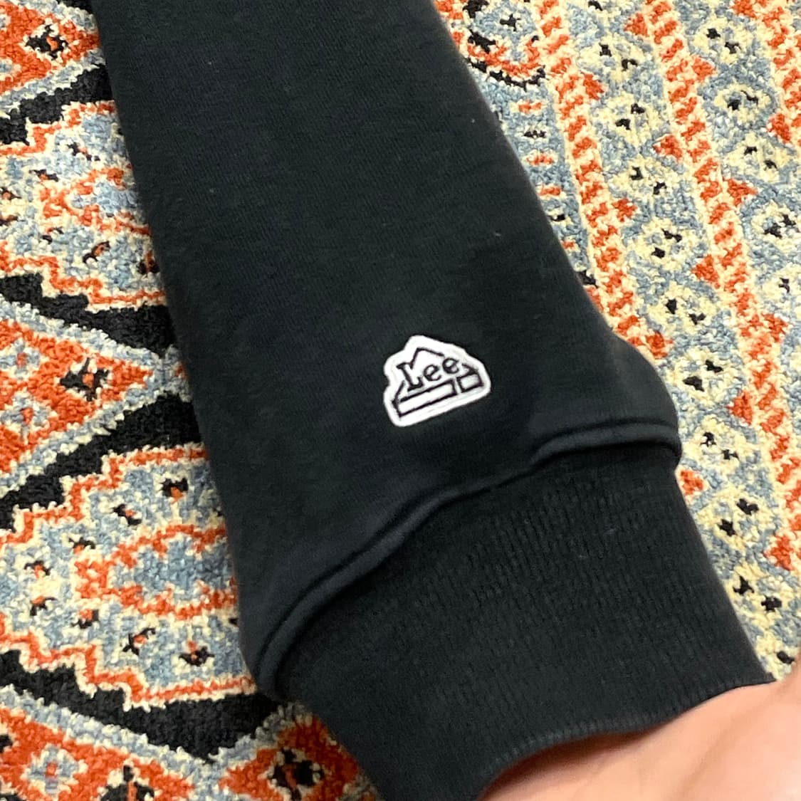 리 스펠로고 블랙 맨투맨 티셔츠 남성XL 상품이미지3