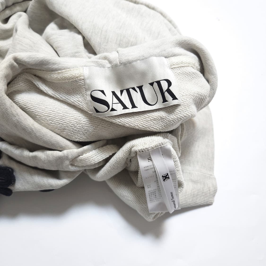 세터 SATUR 본 보야지 로고 후드 티셔츠 멜란지 아이보리 상품이미지6