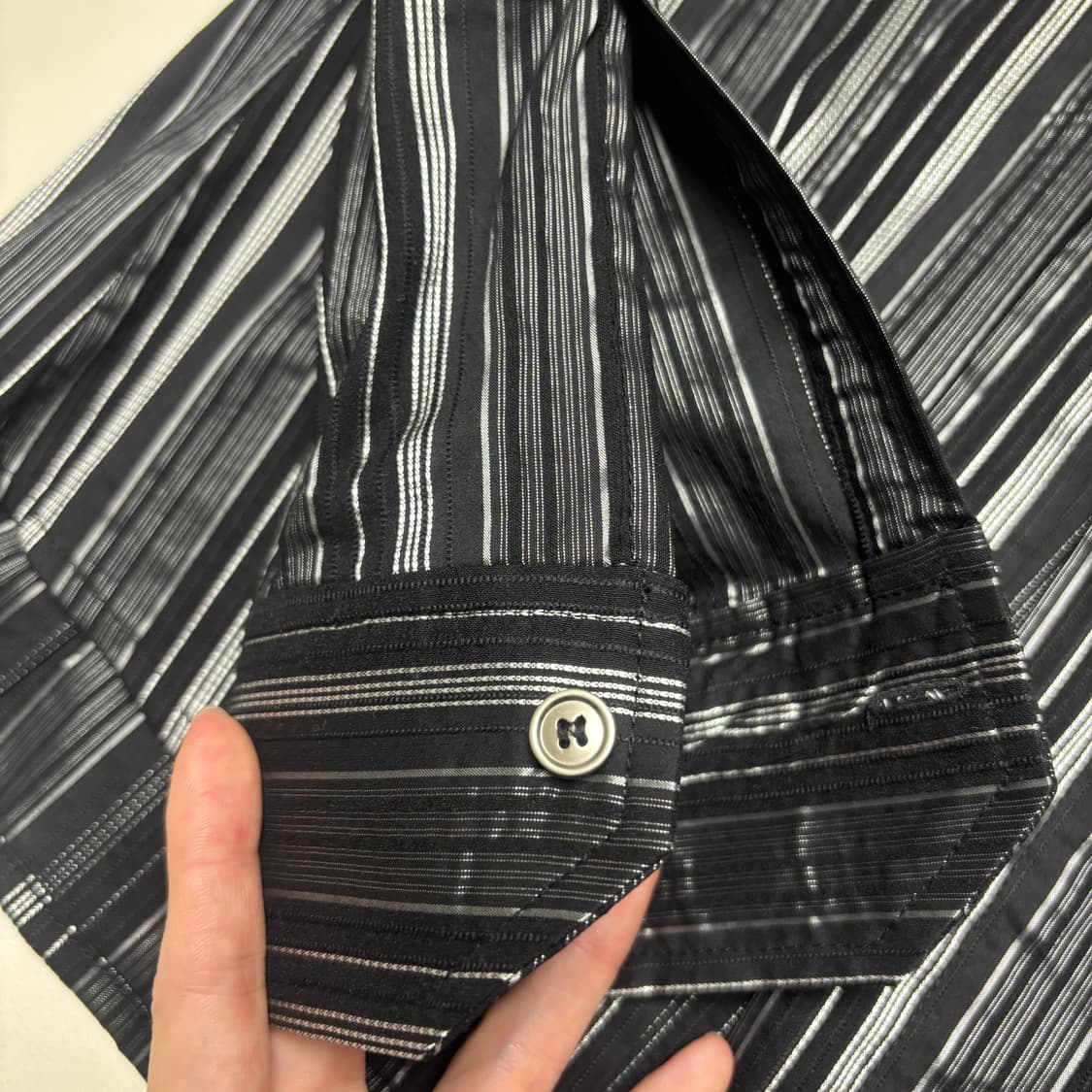 폴리수엠 WESTERN GLITTER STRIPE SHIRT (BLA 상품이미지5