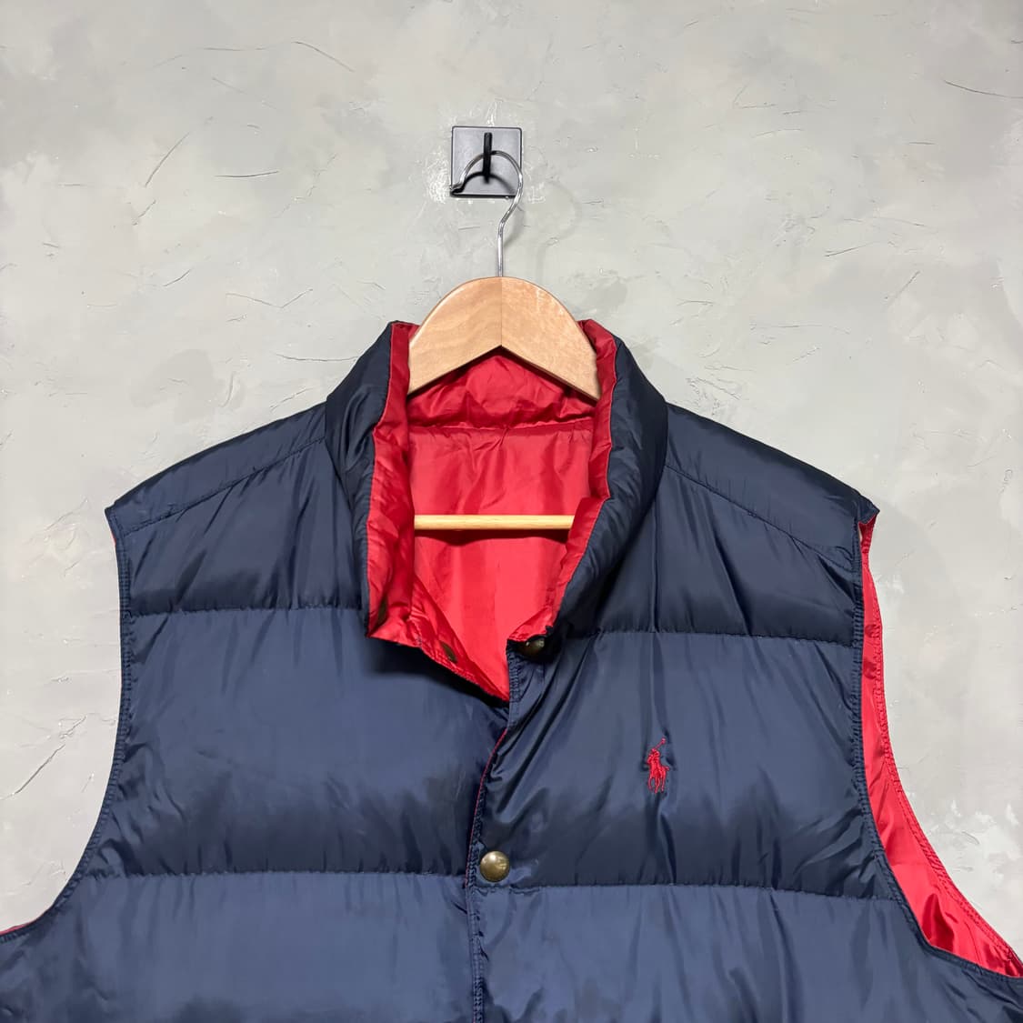 폴로 랄프로렌 양면 푸퍼다운 패딩조끼 네이비 빨강 상품이미지2