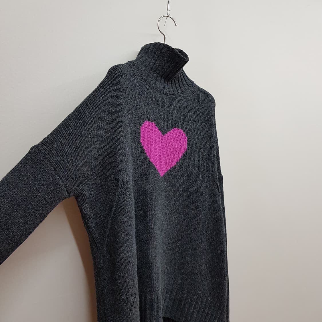 자딕앤볼테르 하트 패턴 터틀넥 니트 m사이즈 상품이미지4