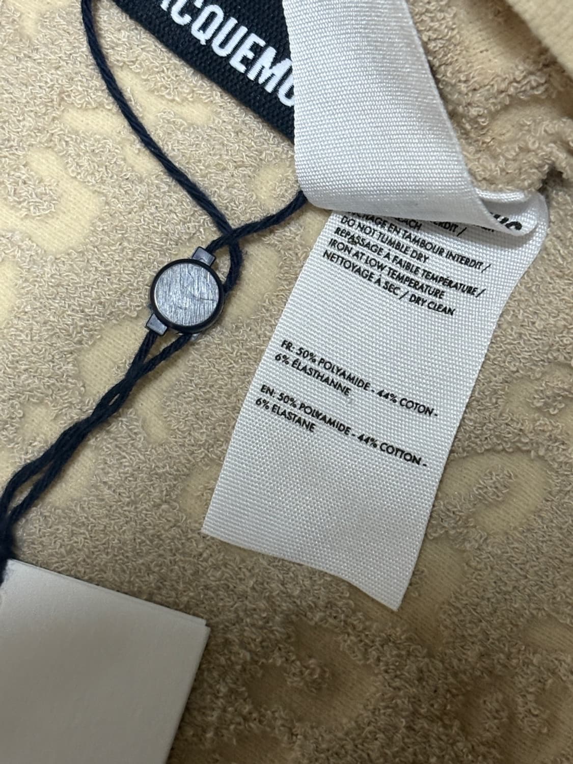 자크뮈스 LA MAILLE LUIS 자카드 로고 쿼터집 니트 상품이미지8