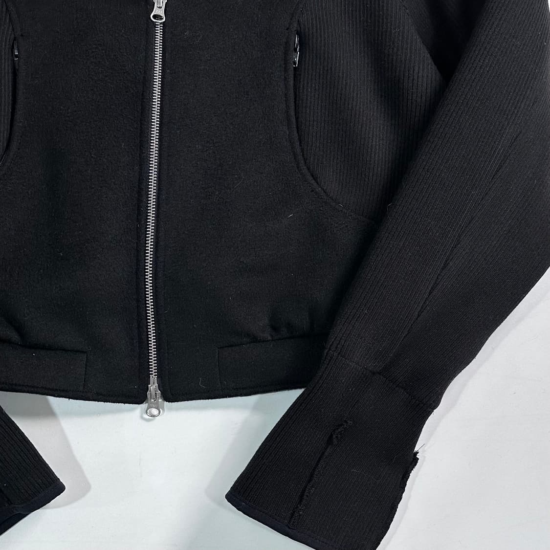 오프닝프로젝트 크롭 블랙 자켓  상품이미지4