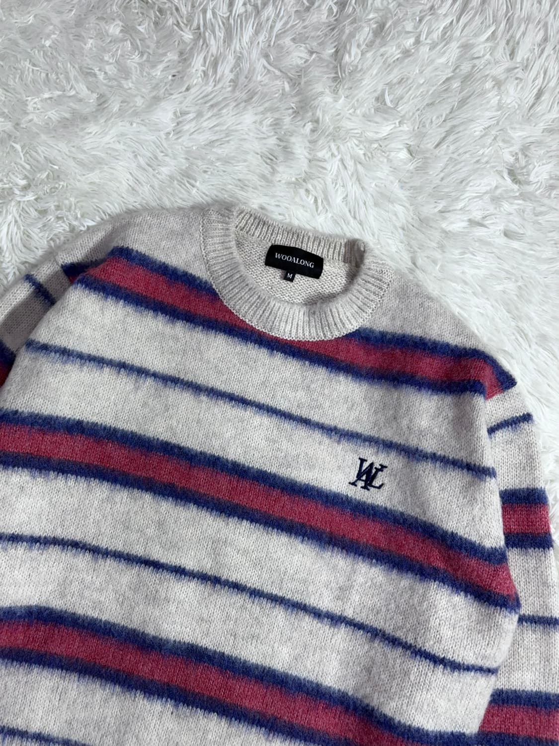 우알롱 스몰로고 니트  상품이미지4