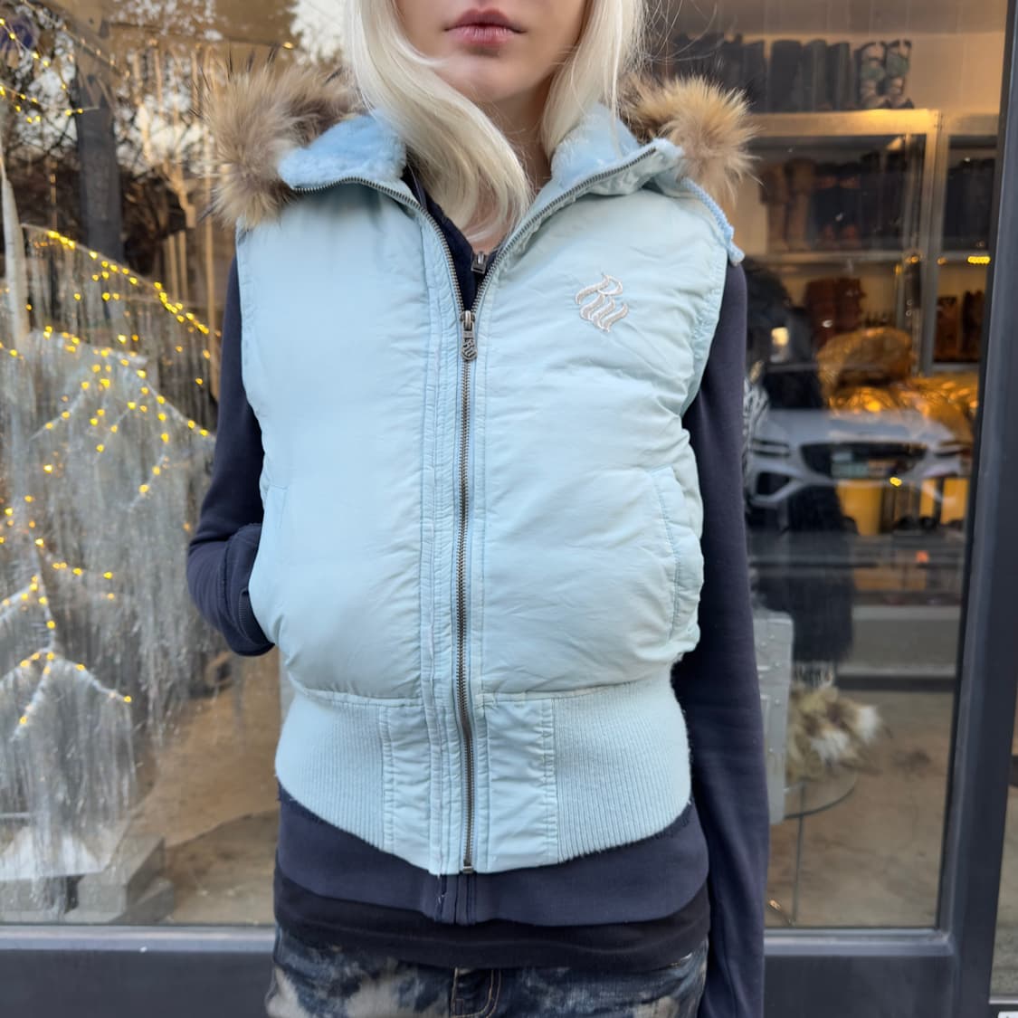 2000s 빈티지 로카웨어 퍼 크롭 패딩 베스트 상품이미지1