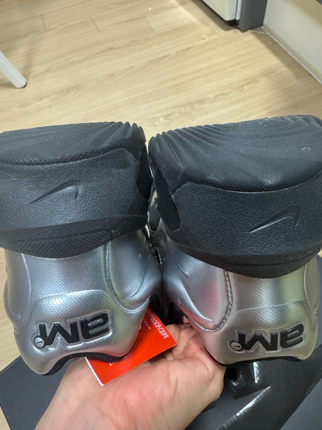 나이키 에어맥스 뮤즈 240 상품이미지4