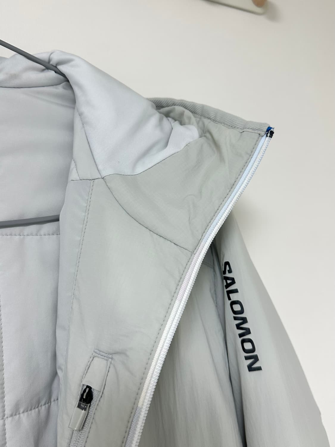 살로몬 모디세이 패딩 자켓 라이트그레이 s 상품이미지3