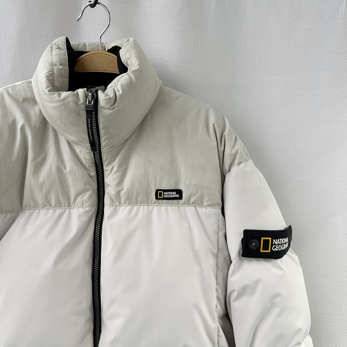 내셔널 지오그래픽 와펜 다운 패딩 라이트 그레이 S 상품이미지2