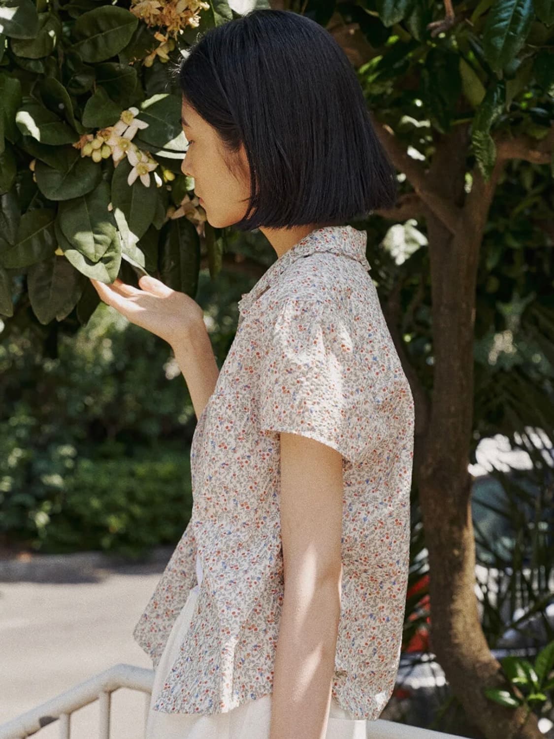 lo61 Kikka Flower Shirts in Ivory 상품이미지3