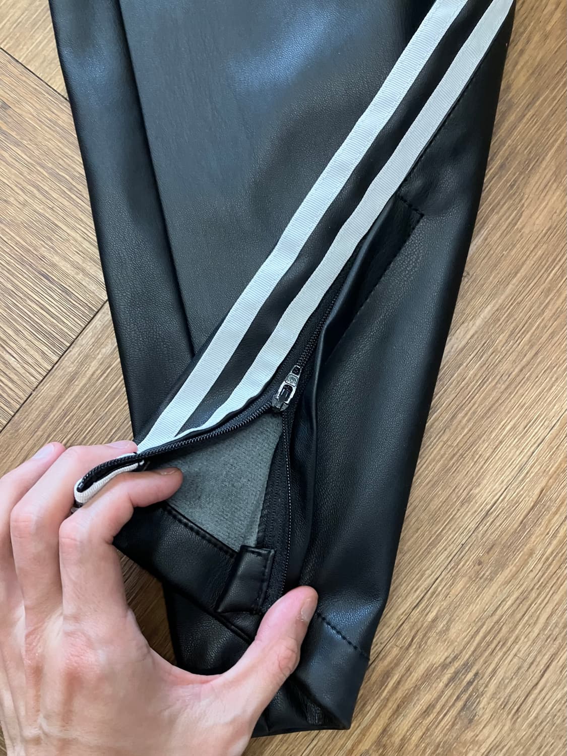 아디다스 포우 레더 아디컬러 3S 파이어버드 트랙 팬츠 블랙 상품이미지7