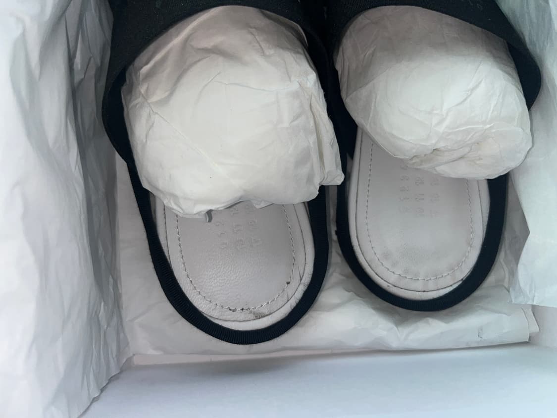 MM6 메종 마르지엘라 프린트 로고 슬라이드 블랙 EU37 상품이미지5