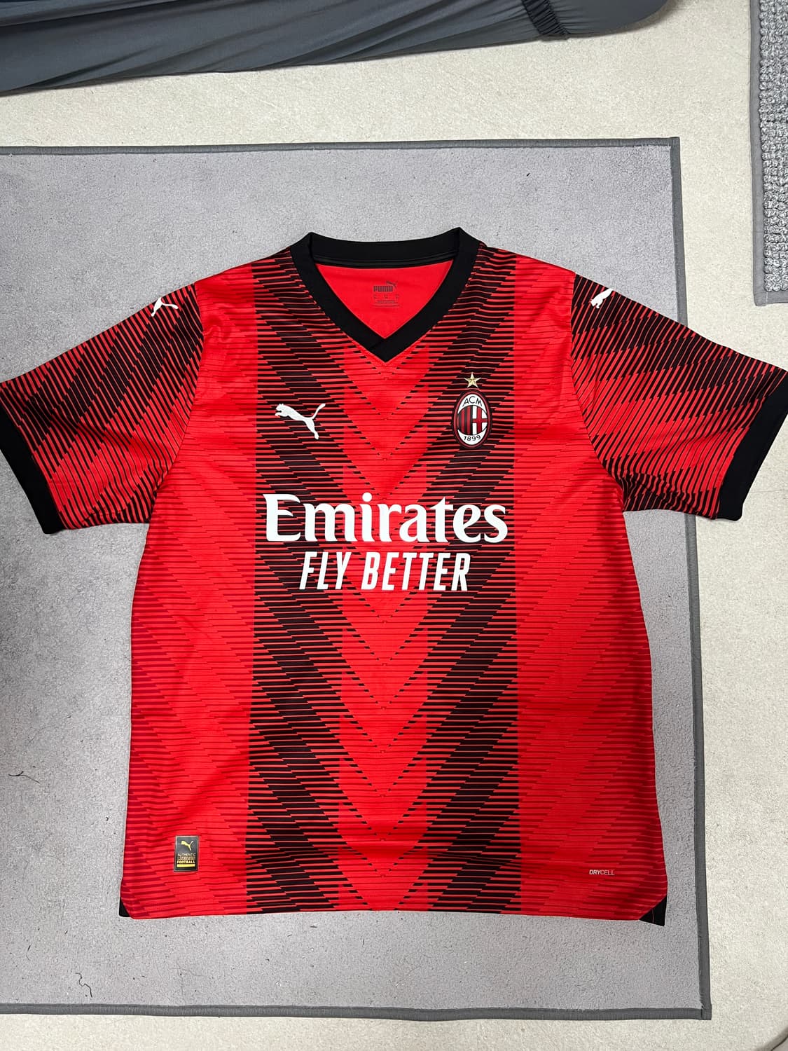 AC밀란 지루 마킹 유럽 XL 사이즈 상품이미지1