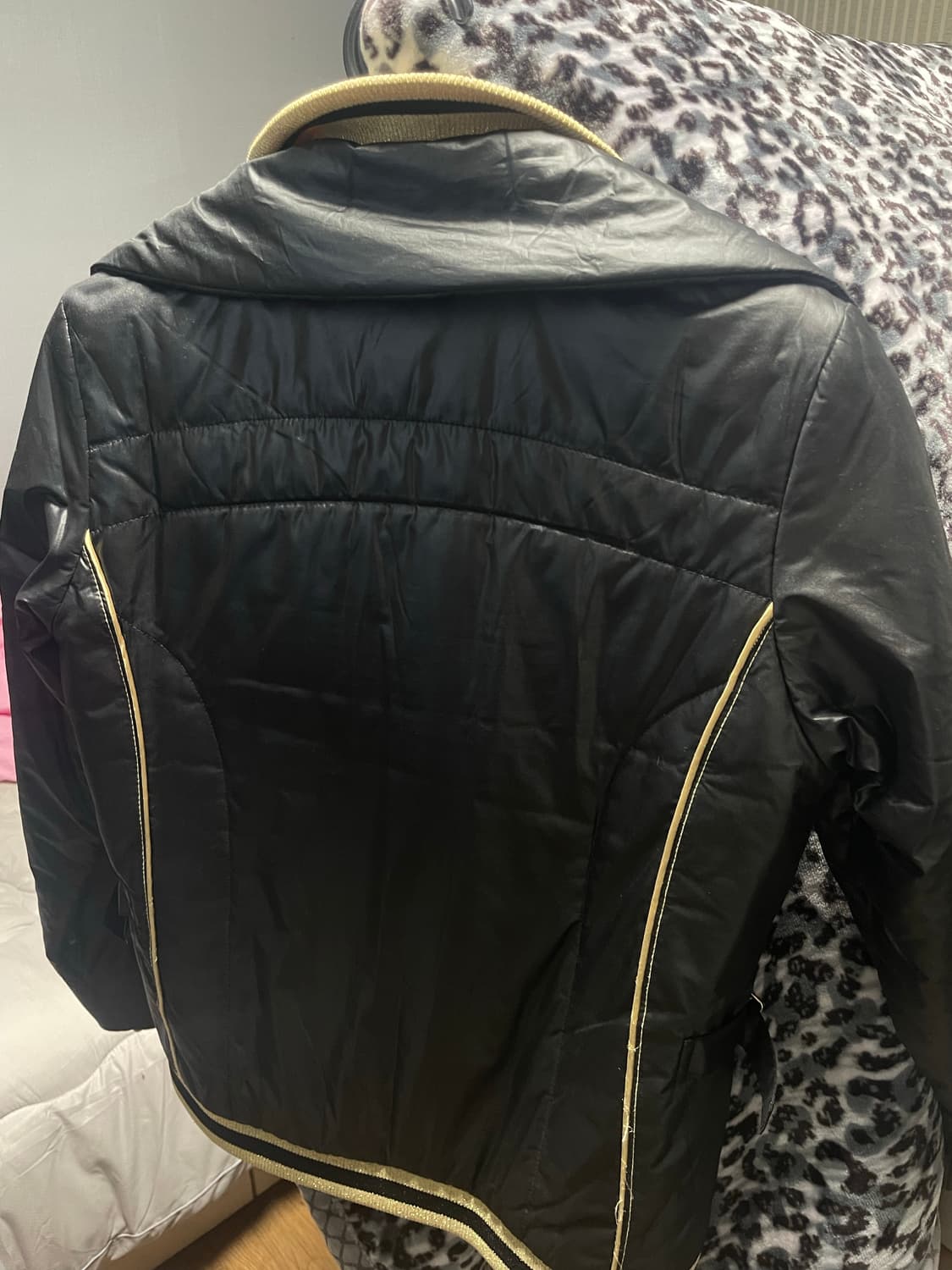 Reebok 패딩 상품이미지2