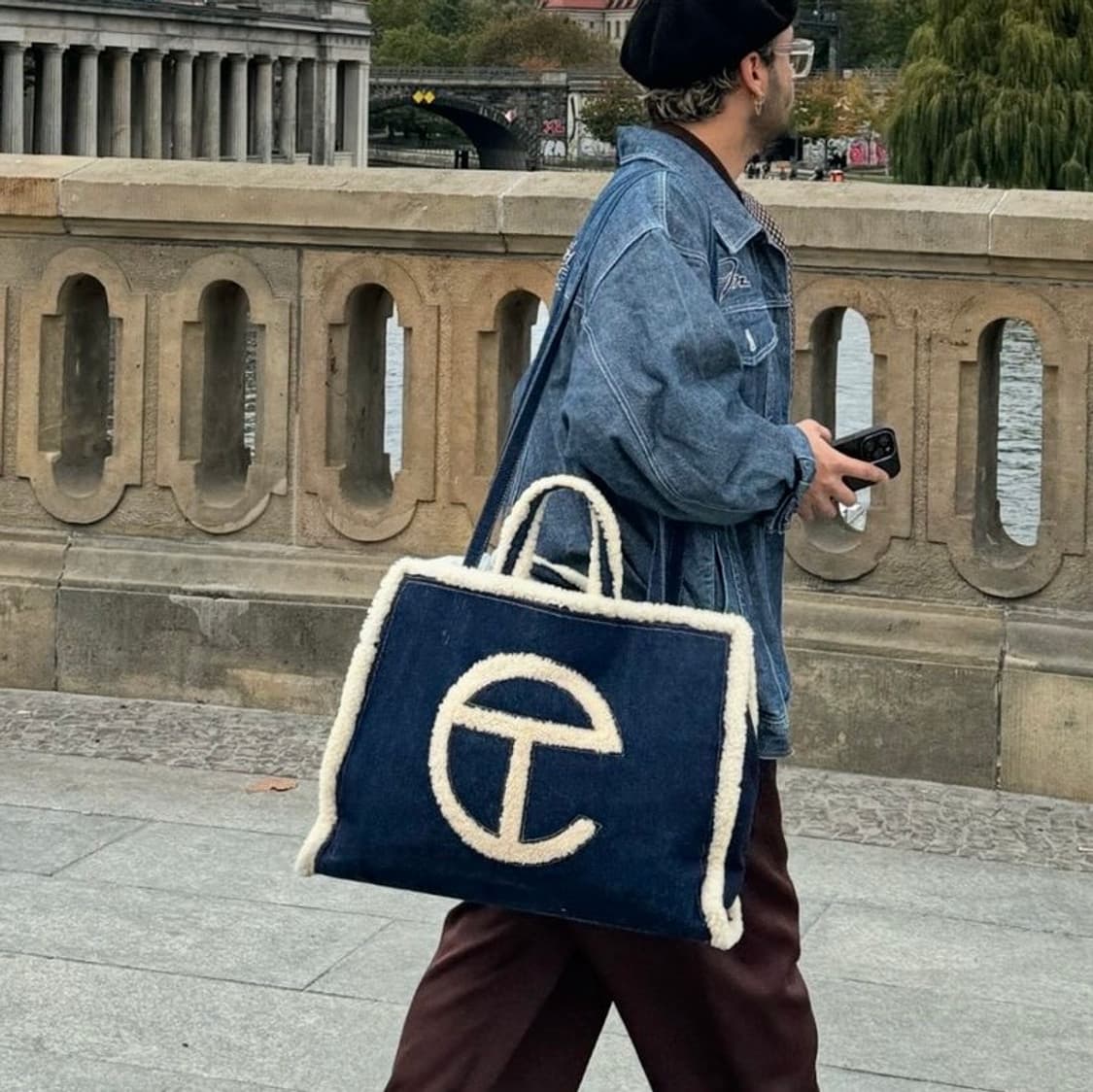Telfar x UGG 데님 쇼퍼백 라지 (더스트백포함) 상품이미지4