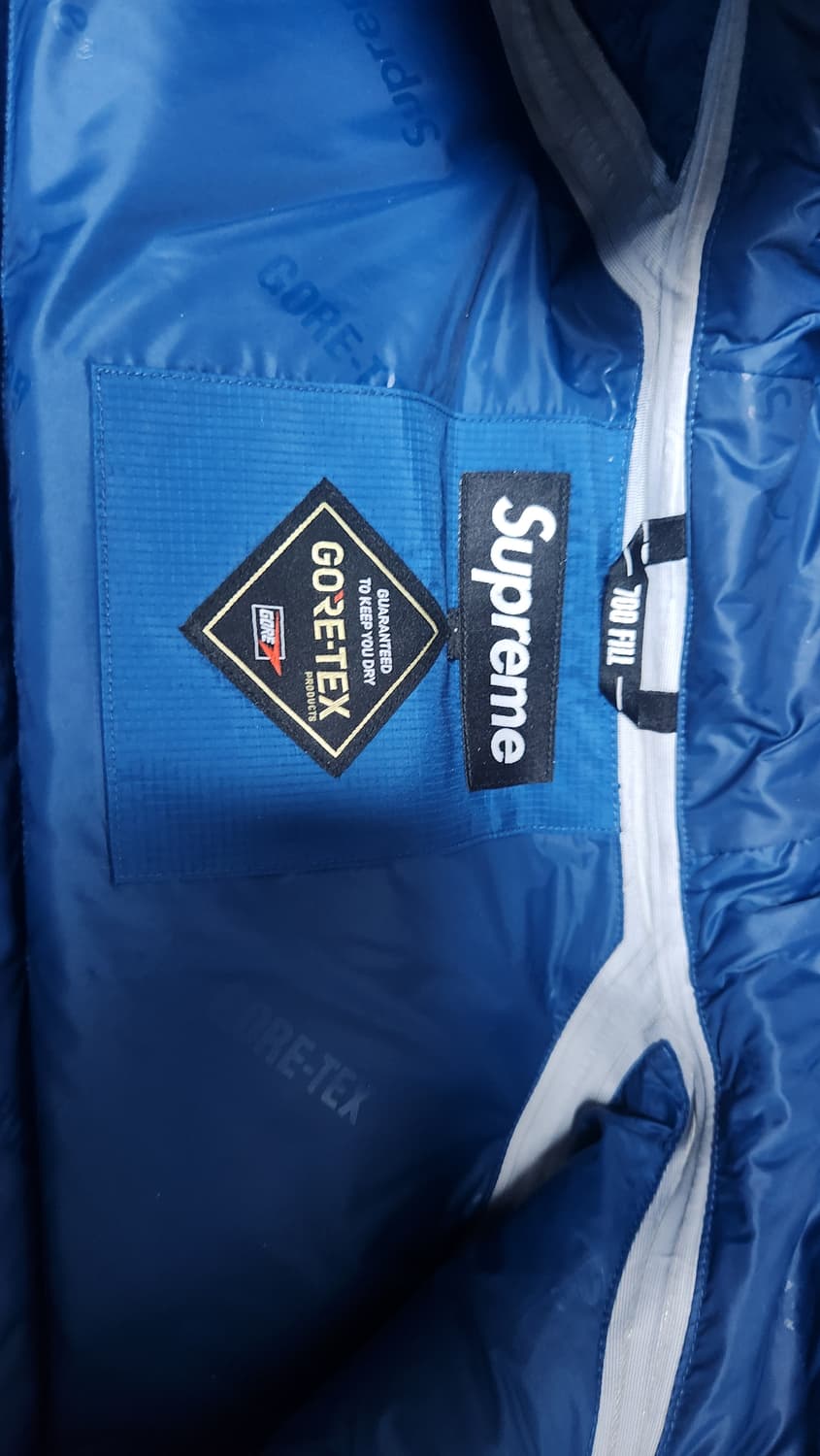 [슈프림][L] 700fill 고어텍스 패딩 블루 푸퍼 파카 상품이미지3