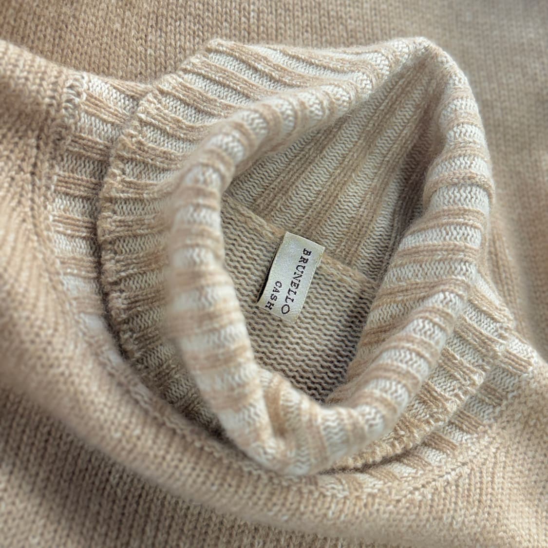 브루넬로쿠치넬리 터틀넥 캐시미어 니트 상품이미지2