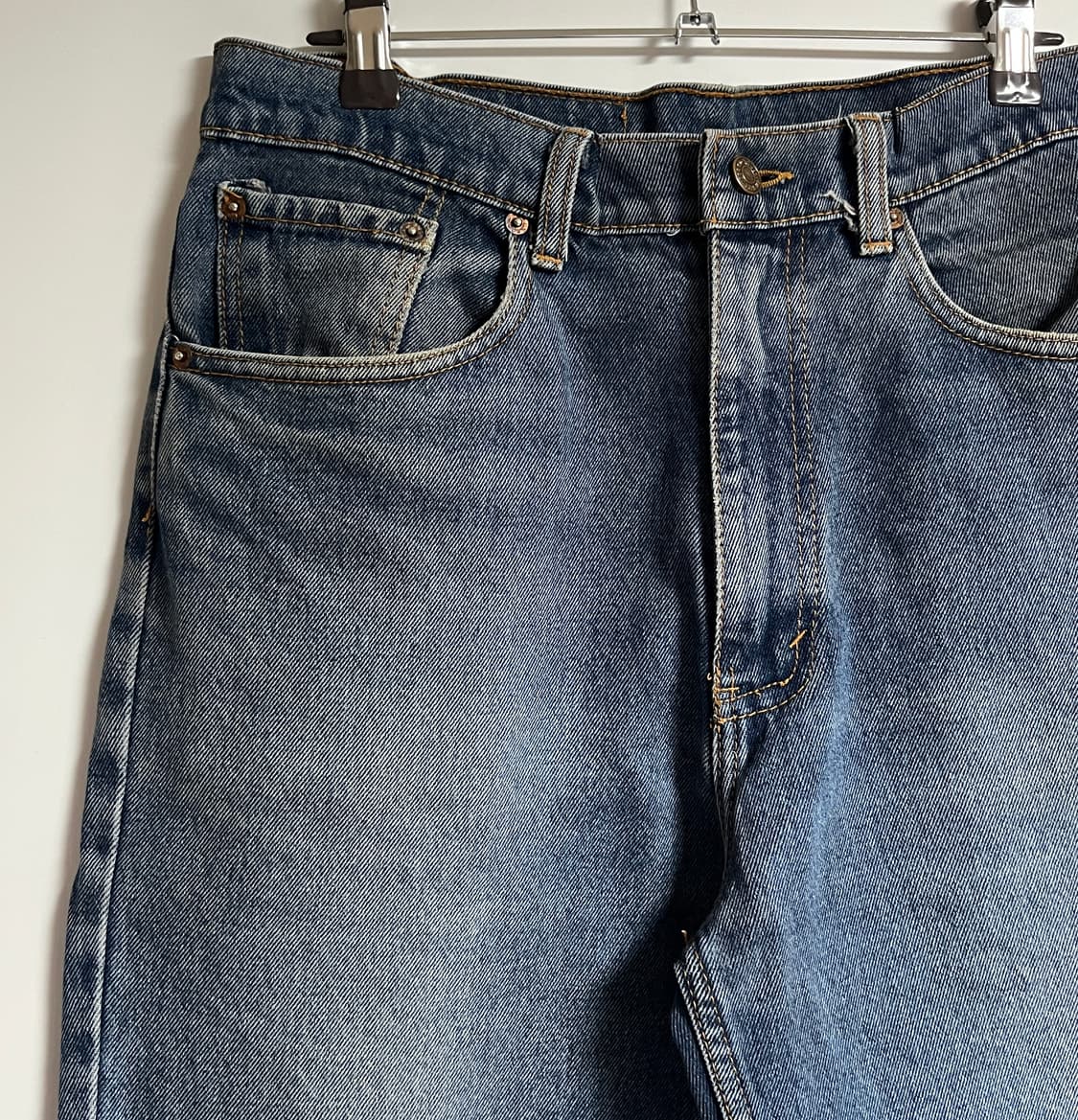 리바이스 505 중청 레귤러핏 워싱 데님팬츠 청바지 32 상품이미지4