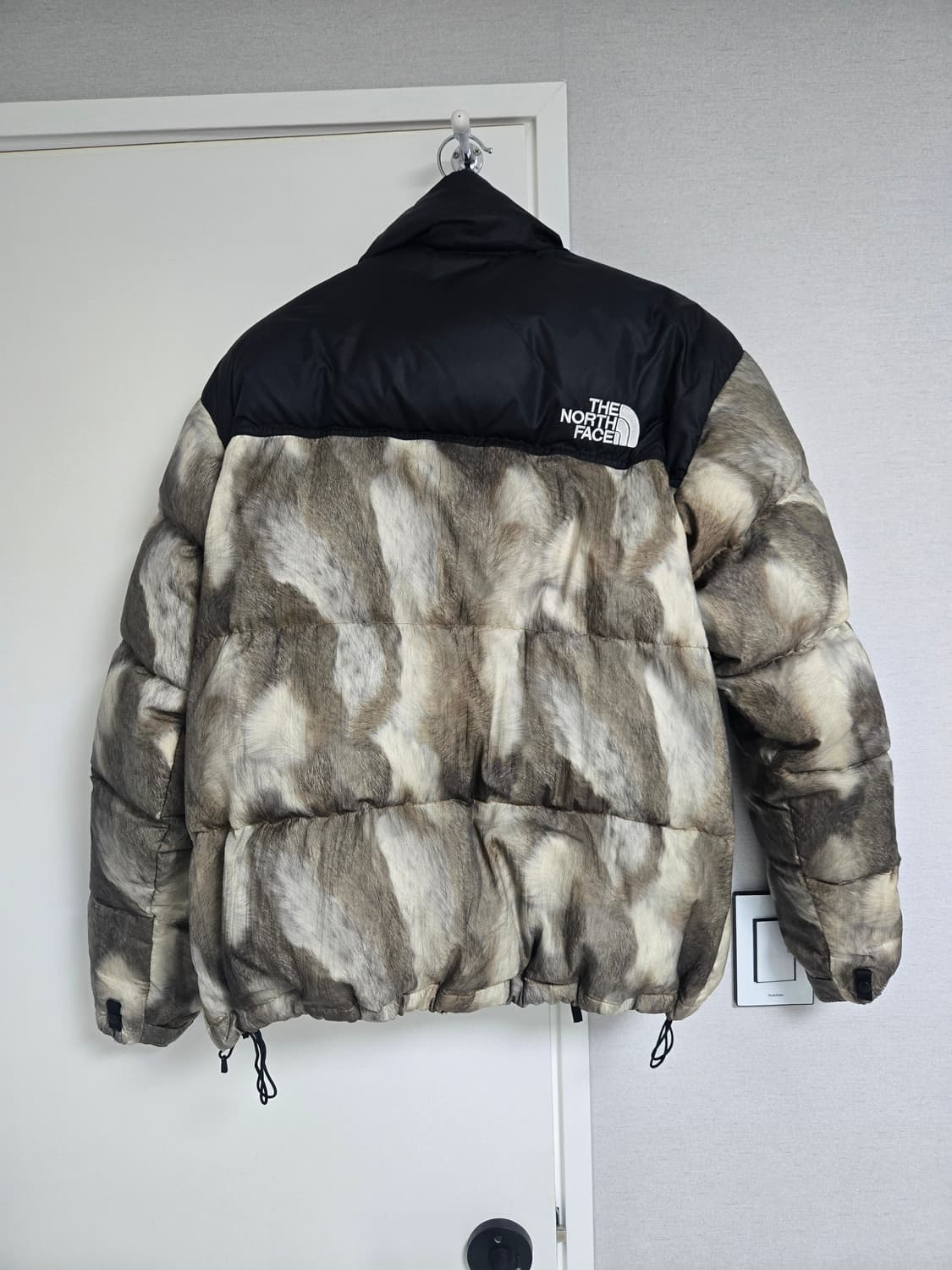 슈프림 노스페이스 퍼눕시 M사이즈팝니다 상품이미지4