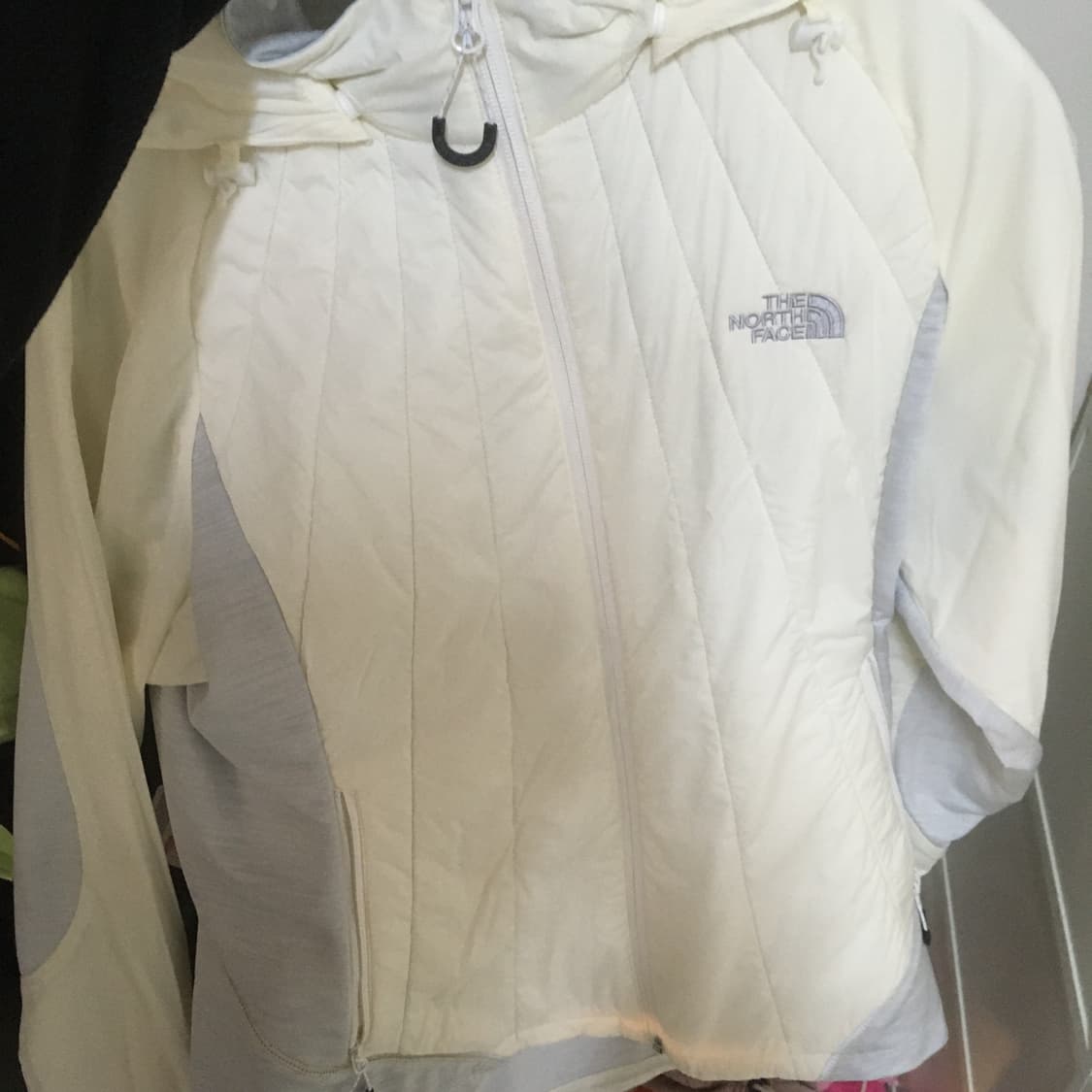 노스페이스 바람막이 상품이미지1