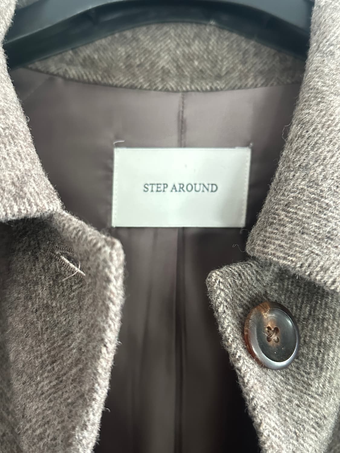 스텝어라운드 핸드메이드 헤링본 코트 상품이미지4