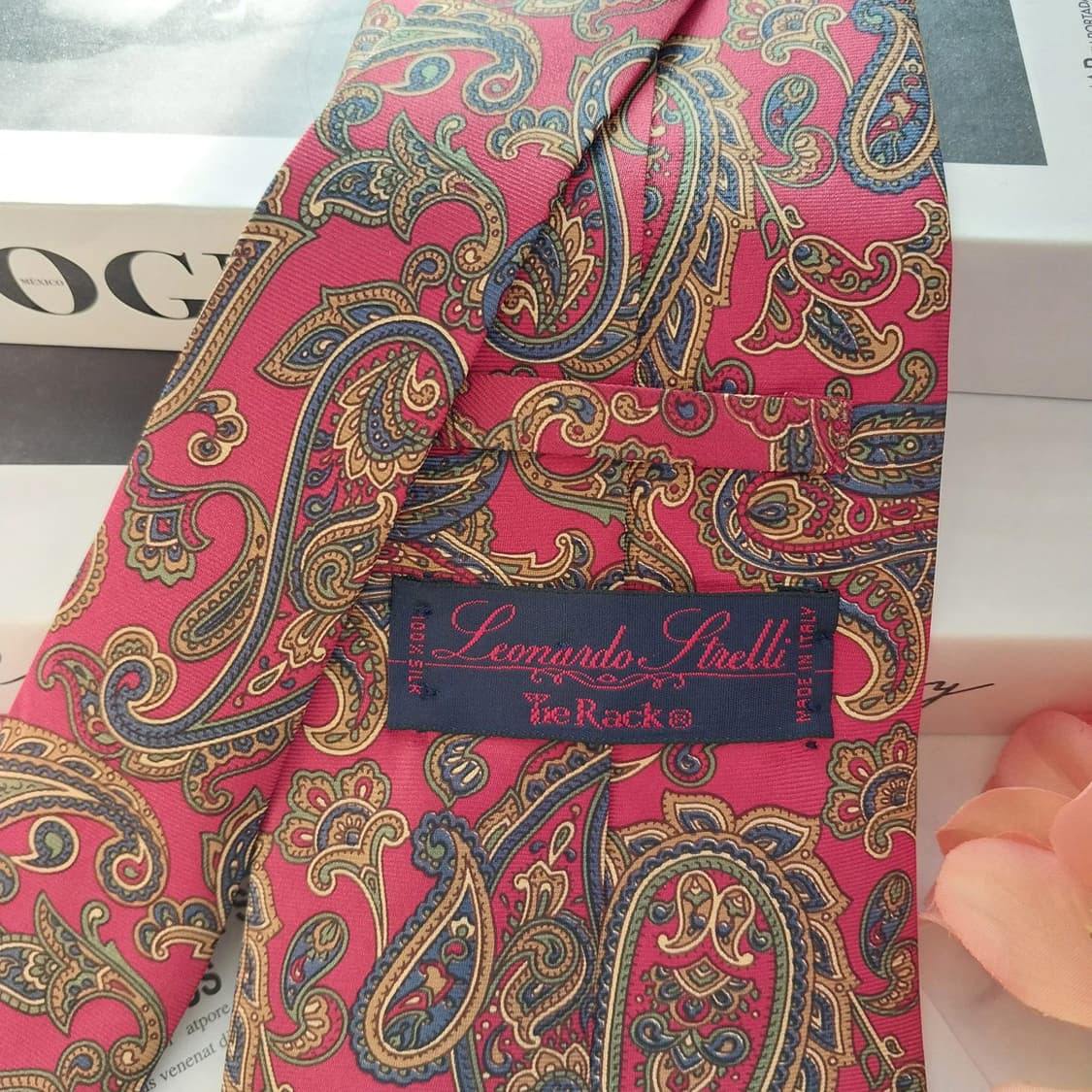 레오나르도 스트렐리 실크 레드 넥타이 9.8cm A+등급 K1295
 상품이미지6