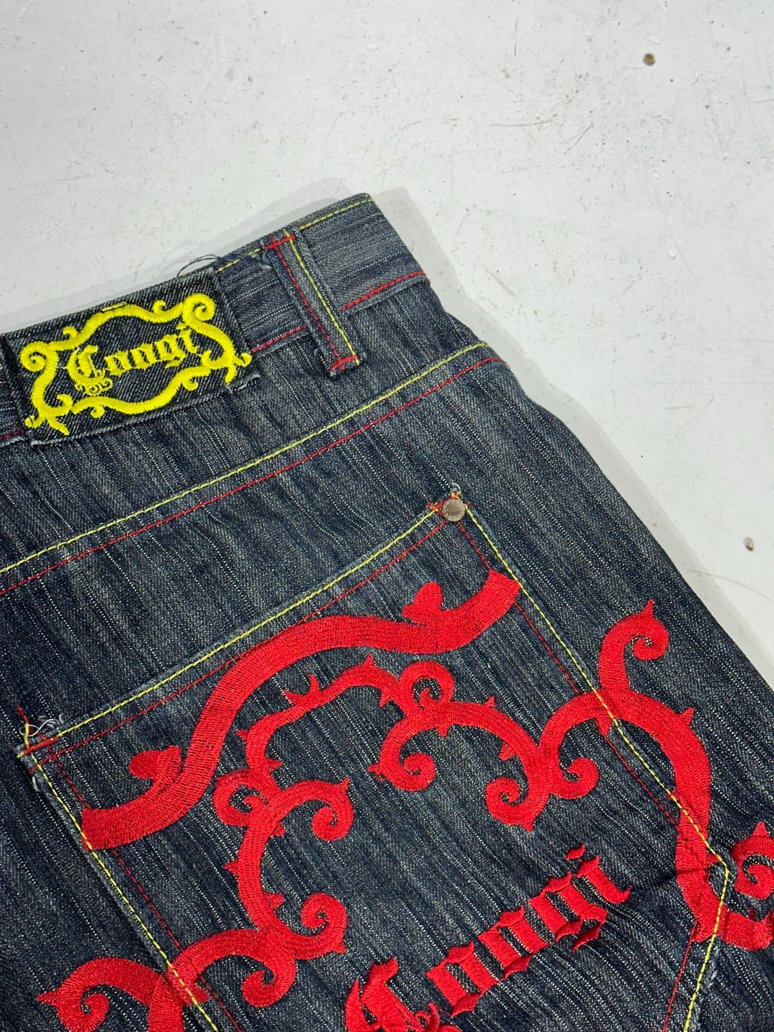 쿠지 진청 대장급 레드 자수 포인트 와이드 데님 청바지 상품이미지6