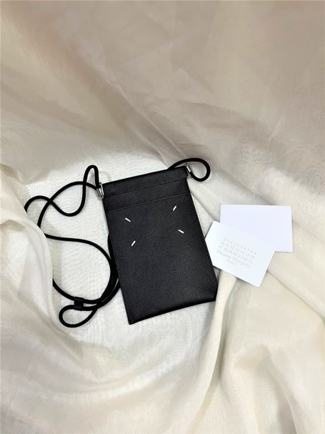 마르지엘라 넥파우치 상품이미지1