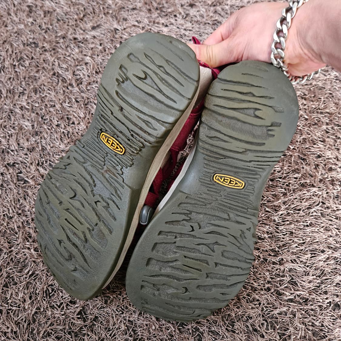 킨(KEEN) 버건디 위스퍼 스트렙 샌들 240size 상품이미지7