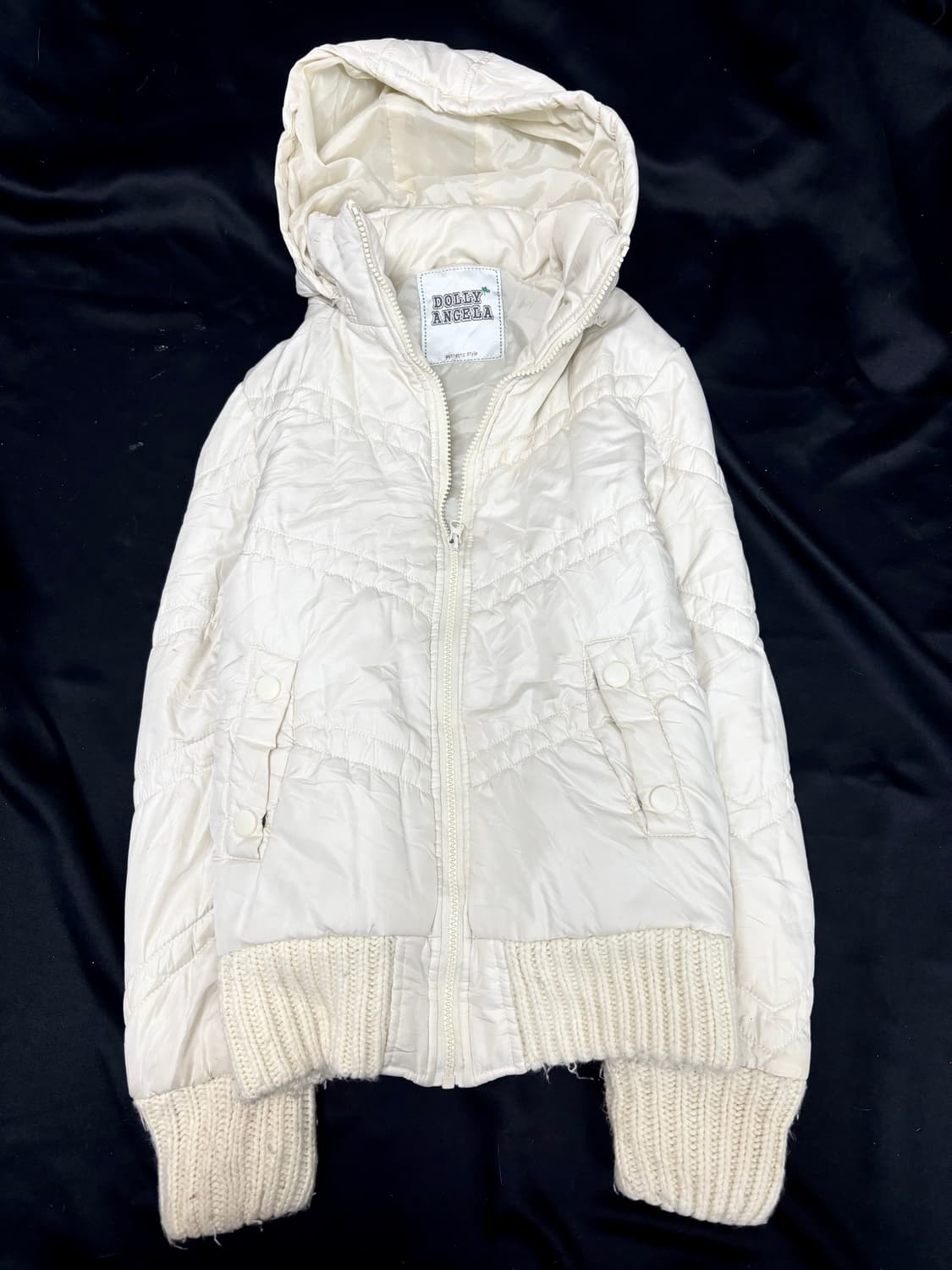 [Y2K]DOLLY ANGELA 화이트 컬러 아이보리 시보리 디테일 흐디 상품이미지1