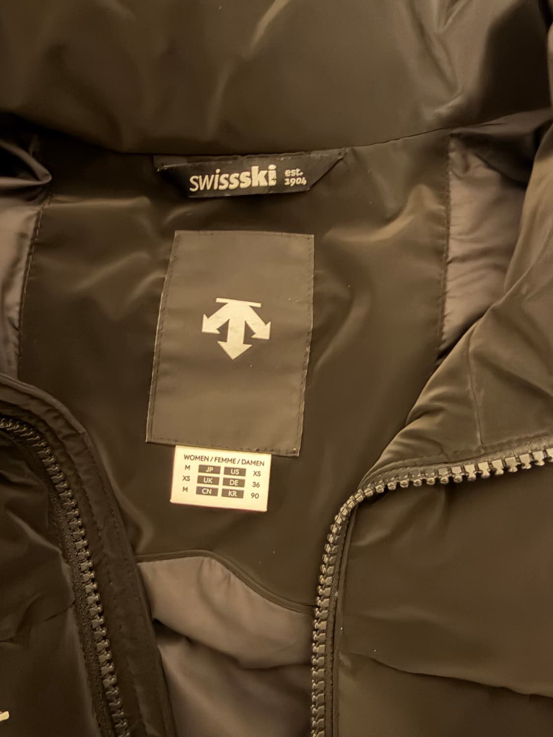 데상트 패딩 여자 m 상품이미지6