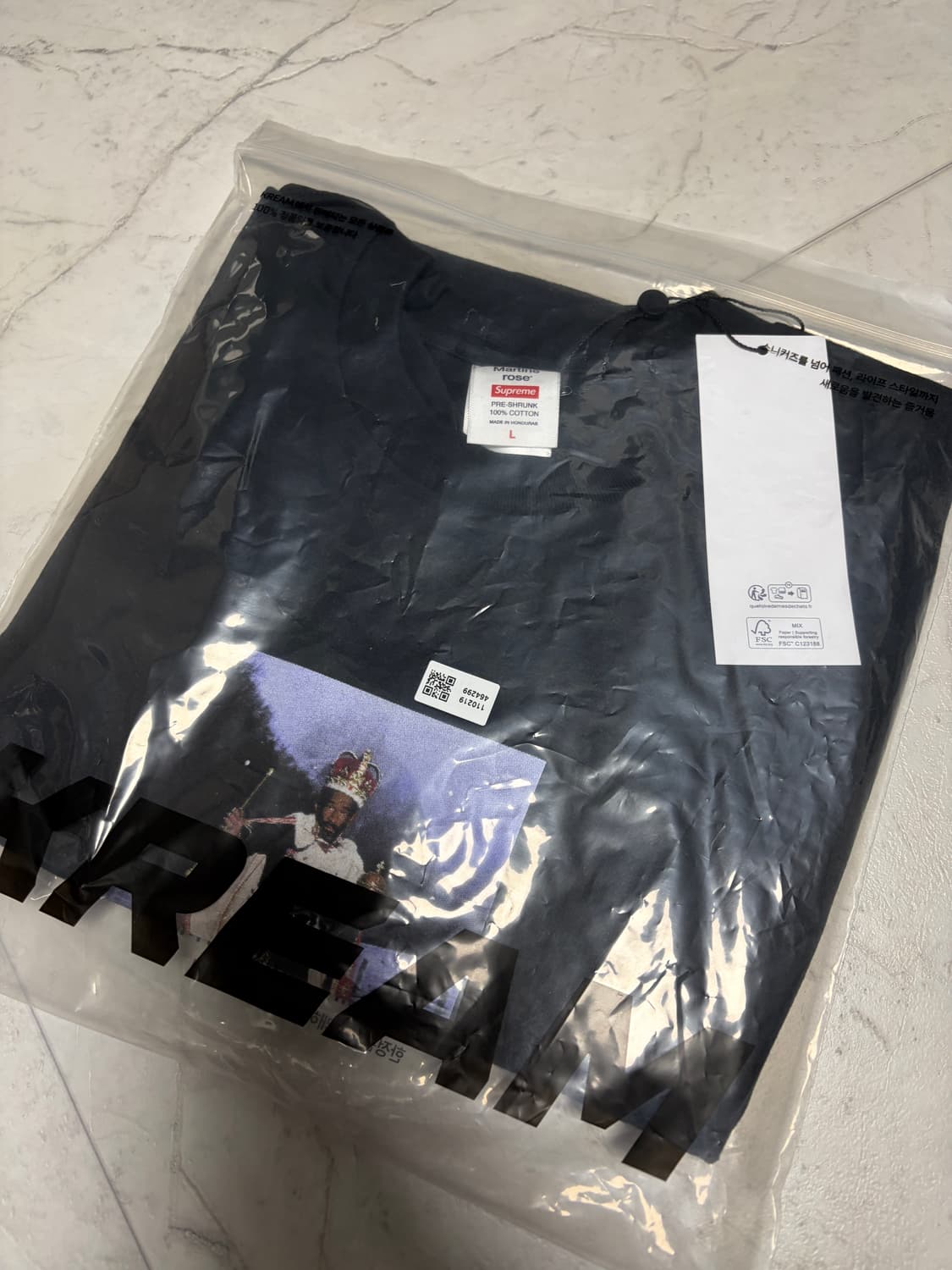 슈프림 x 마틴 로즈 리 스크래치 페리 티셔츠 블랙 - 24FW 상품이미지3