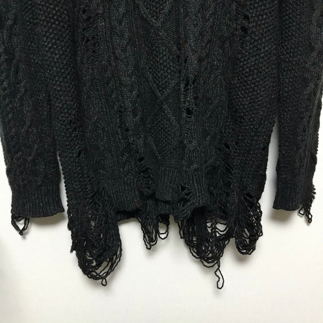 미하라야스히로 데미지 니트 가디건 상품이미지4