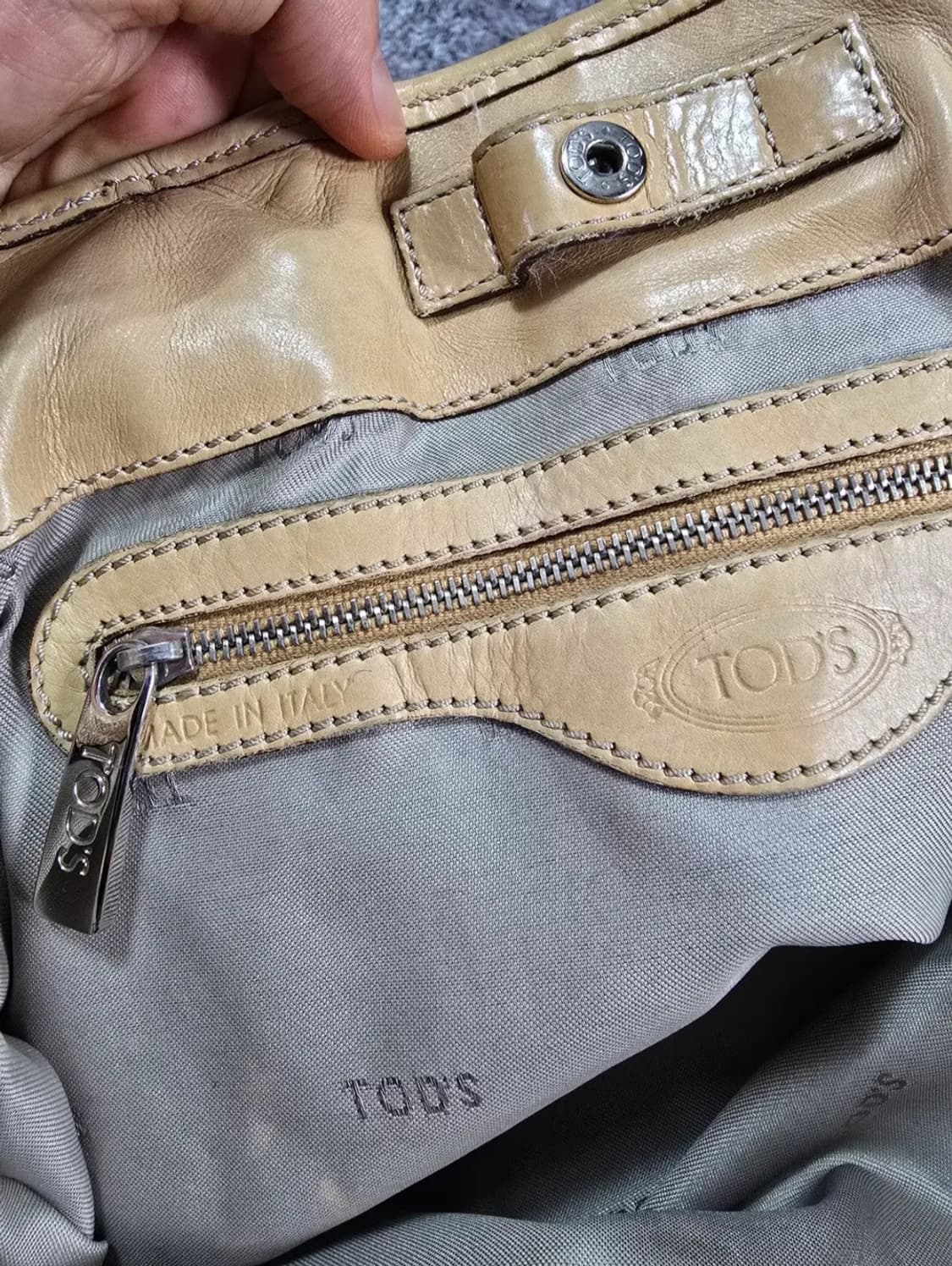 토즈 레더 숄더백 상품이미지10