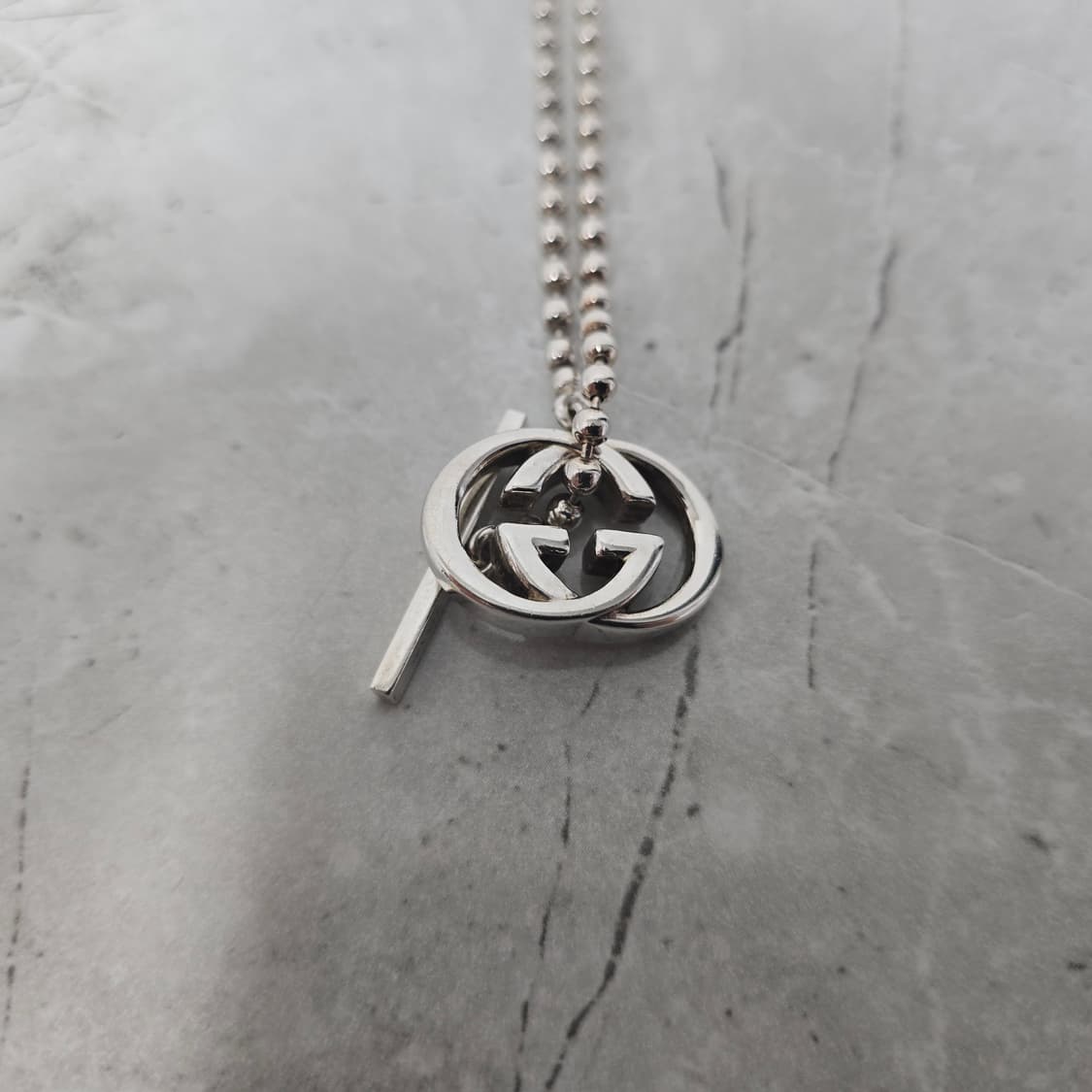 구찌 인터로킹 더블 G 실버 네크리스 목걸이 판매 상품이미지3