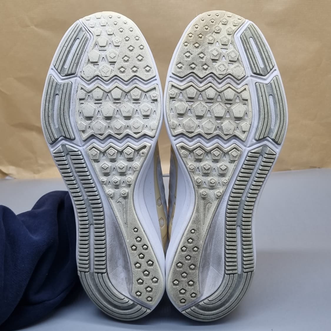 나이키 다운쉬프터7 남성운동화 275 상품이미지3