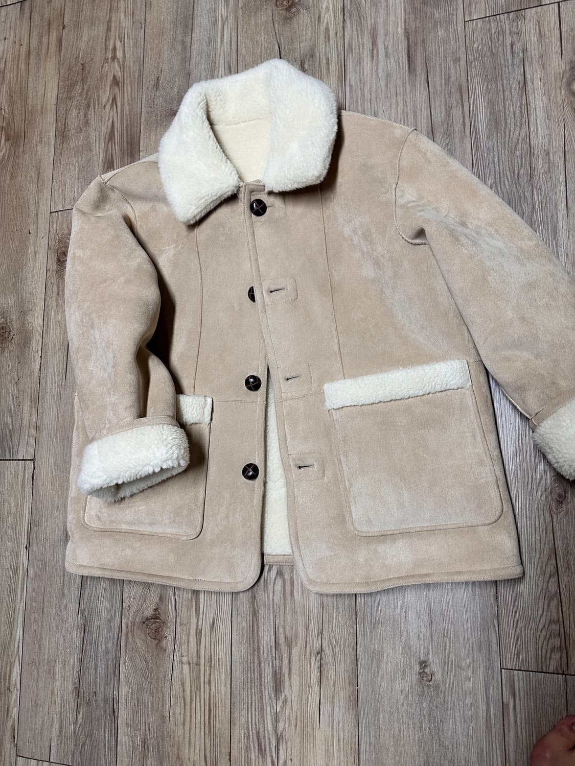 틸아이다이 리버시블 스웨이드 무스탕 자켓 상품이미지1