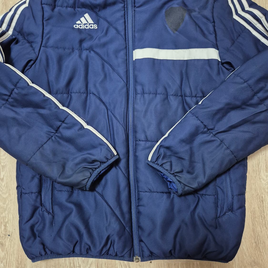 아디다스 삼선 사이드라인 다운 패딩 후드점퍼 상품이미지3